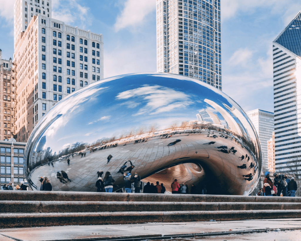 Milwaukee Metro to Downtown Chicago